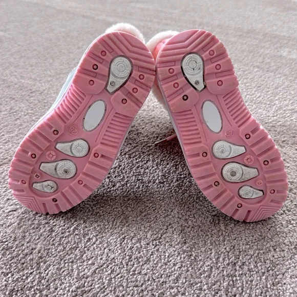 Girls Insulated Snow Boots - Picture 8 of 8